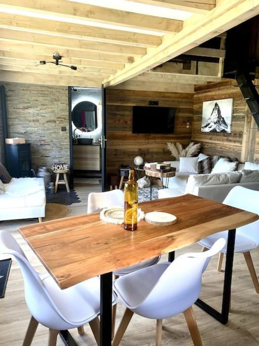 Chalet Pagotin - Le Renversant Métabief Esterno foto